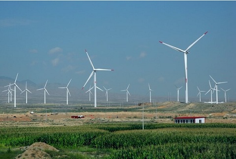 �½�����ʮ��ʦ������100MW��糡��ĿEPC�ܳа�����